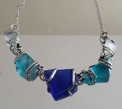 SADIE GREEN SEA GLASS HANDCRAFTED STATEMENT NECKLACE THICK WIRE WRAPPED