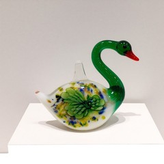 Handcrafted Blowen Green Swan Murano Glass Pendant with Gold Foil Clean Look