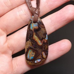 48cts Australian Boulder Opal genuine leather Necklace Beautiful pattern