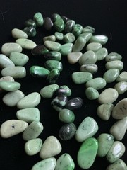 Vintage Green Stone Chip Necklace Serpentine Nugget Beads Graduated