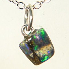 QLD BOULDER OPAL SMALL NECKLACE CHARM 925 STERLING SILVER PENDANT OCA18252