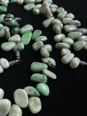 Vintage Green Stone Chip Necklace Serpentine Nugget Beads Graduated