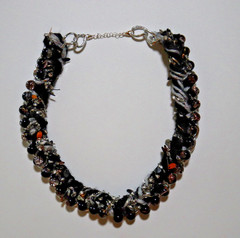 NECKLACE BRAIDED BEADED BLACK SILVER GOLD (no red) W/GLASS BEADS HAND MADE 20-21