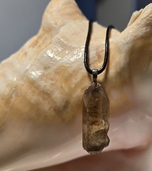 Natural Lithium Quartz Pendant, Free Form, Stainless Steel Bail, 3.5 cm Quartz