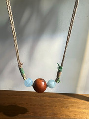 Natural sea blue wooden bead collarbone chain