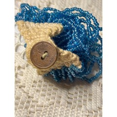 Handmade Blue Seed Bead Strand Bracelet Crochet 1961 Coin Button Boho 8″