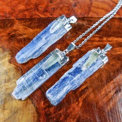 Kyanite Quartz Necklace – Large Crystal Point Pendant – Silver Plated CR28