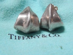 RARE TO FIND VINTAGE TIFFANY STERLING SILVER ABSTRACT LEAF EARRINGS + POUCH
