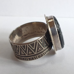 TABRA STERLING SILVER CARVED ONYX BEETLE SCARAB RING SIZE 10