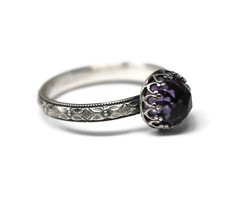 8mm Rose Cut Amethyst Ring Symmetrical Flower Crown V925 Sterling Silver