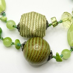 Green Venetian Art Glass Bead Necklace Lucite Fabric Lampwork Artisan 35-38”