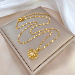 Stainless Steel Zircon Crab Pendant Necklace for Women New Creative Fashion Gold