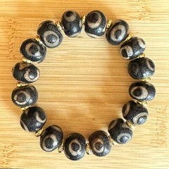 Authentic Tibetan Three-Eyed Dzi Bead Bracelet, Wealth, Health, Love, and Wisdom