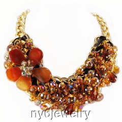 Trendy Sienna Crystal Cluster & Agate Flower Necklace w/Gold Tone Clasp 16-19″