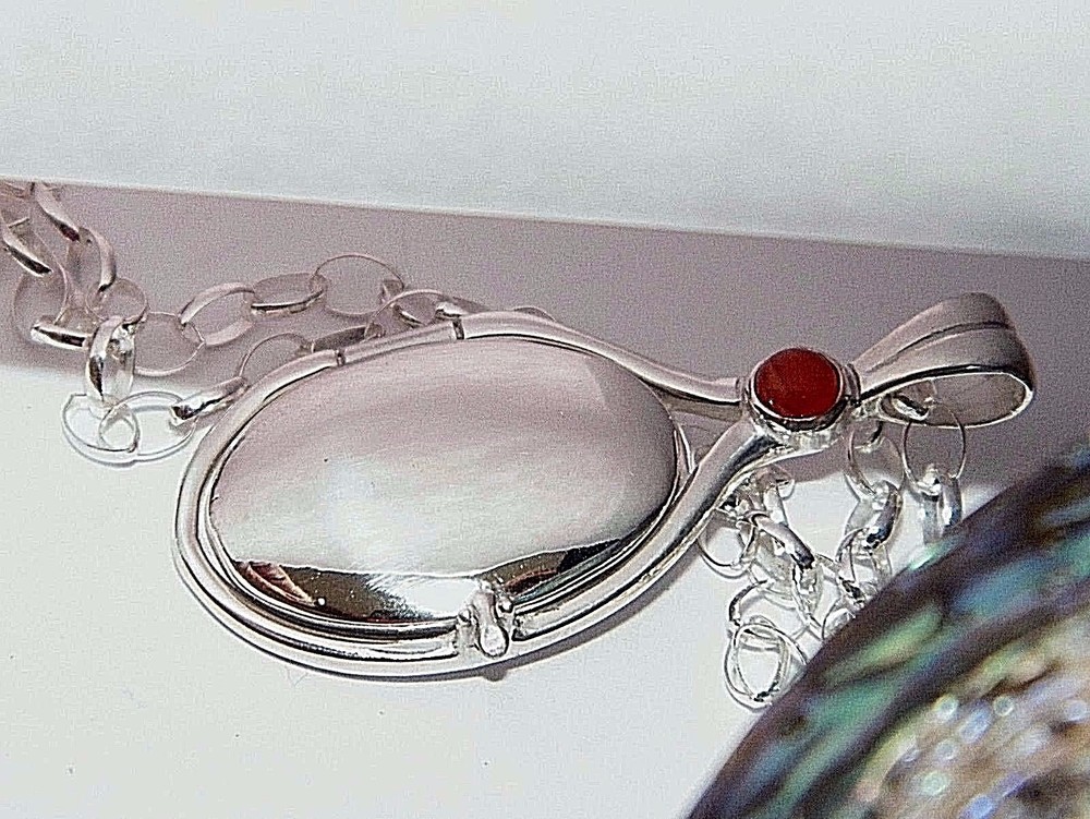 925 Sterling Silver 4 mm Natural Carnelian Locket H2O Just Add Water Mermaids