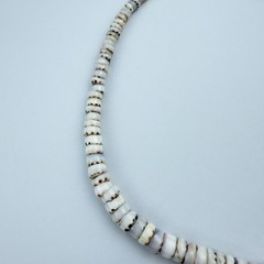 Vintage Hawaiian Puka Shell Surfer Necklace 16.25” Barrel Clasp