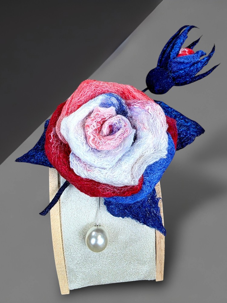 4th of July Independence Day ROSE Lapel Pin Brooch Handmade Wool Felting Art