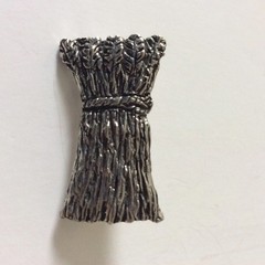 Sheridan Pewter Small Wheat Sheaf Pin Brooch Autumn Harvest Handcrafted In USA