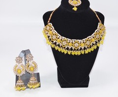 i jewels Gold Plated Traditional Kundan Pearl Choker Necklace Earrings Tikka