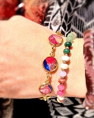 Studio Made Abstract Paint Swirl Resin Link Bracelet Gold Tone Discs 6.75-9