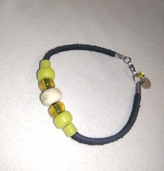 Bracelet Yellow Glass & Bone Beads, Leather Cord, Beads Made By Native Americans