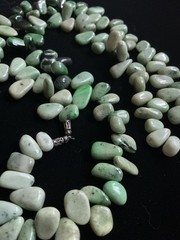 Vintage Green Stone Chip Necklace Serpentine Nugget Beads Graduated
