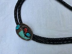 VINTAGE NAVAJO NATIVE AMERICAN BEAR CLAW TURQUOISE & CORAL STERLING SILVER BOLO