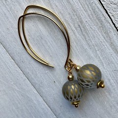Min Favorit Painted Glass Gold Gray Bead & Gold Pl Long Artisan Drop Earrings