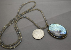 Labradorite Pendant on Same Bead & Crystal Necklace 28″ Gold Tone Metal
