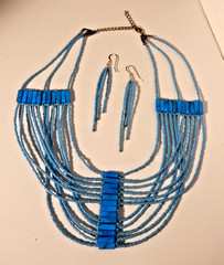 Native American Style Turquiose Bead Necklace multi strand and Earring Set Vtg
