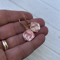 Min Favorit Pink Enamel Flower Charm & Gold Pl Artisan Drop Earrings Classic!