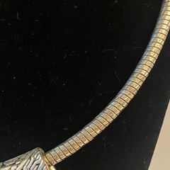 Silver-Tone Sculpted Collar Necklace – Women Jewelry