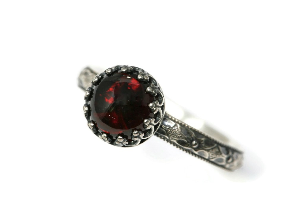 8mm Red Garnet Ring Symmetrical Flower Crown 925 Sterling Silver
