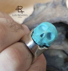 Turquoise SKULL ring solid sterling by Luis Reveles! Size 11