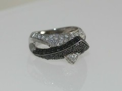 Unique 925 Sterling Silver White Black Utra Modern Ring size 6.75 Artisan PAVE