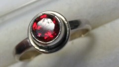 CUTE UNTREATED NATURAL GARNET IN STERLING SILVER RING SIZE 6.5-6.75!