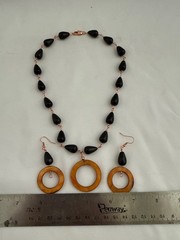 Copper Onyx and Copper MOP 19″ Necklace & Matching 2 3/4″ Earrings Set