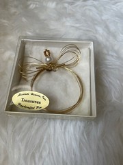 Angel Pin Brooch Handcrafted Gold-tone 3 1/4″ x 3 1/2″ NIB