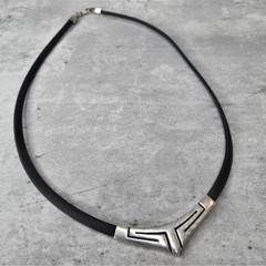 Taxco Mexican Sterling Silver 925 Geometric V Choker Black Rubber Cord Necklace