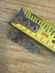 VINTAGE HANDCRAFTED NATURAL CRYSTAL STONE POINT PENDANT WITH GOLD ACCENTS
