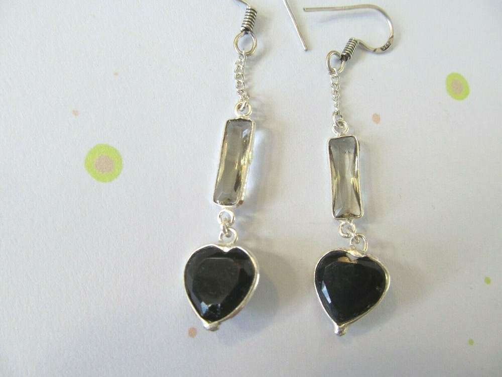 HANDCRAFTED NEW BLACK HEART-CLEAR CRYSTAL STEM SILVER PLATED PIERCED EARRINGS