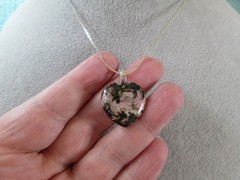 Agate PUFFY HEART Pendant 24″ 18K White Gold Plated Cobra Chain – / Y