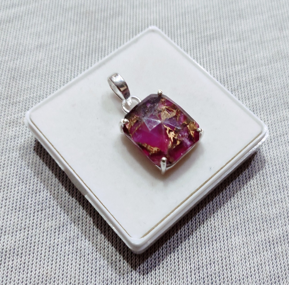 Beautiful RedCopper Quartz Gemstone Pendant Sterling Silver Handmade Cut Jewelry