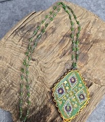 Gorgeous Green Accent Necklace Made In India