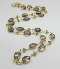 Natural Gemstone Peridot Smoky Qtz Beaded Necklace 18K Gold Chain 19 Inch Long