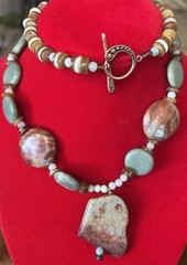 Southwest JBB Beautiful Agate Multi-Stone Necklace Signed Unique Statement Piece