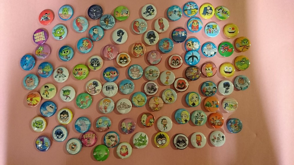 *TEEN TITANS GO!* pins/buttons, magnets or keychains of your choice