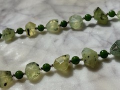 Vtg Natural Faceted Nugget Prehnite with Epidote and Jade Beaded Necklace 18”