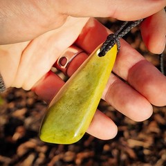 NZ Greenstone Pounamu XL Freeform Pendant Necklace (N1005)