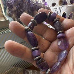 Beaded Stretch Bracelet Adjustable Purple sugilite and Amethyst Stone